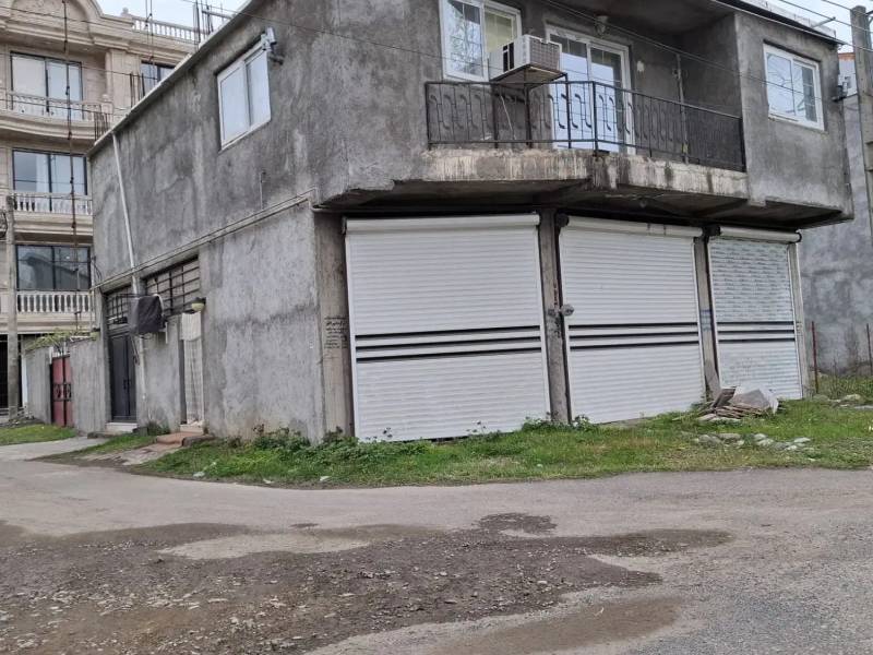                                            یکدستگاه ساختمان شخصی ساز در خیابان بسیج رضوانشهر
                                                                                منزل ویلایی
                                        در  رضوان شهر