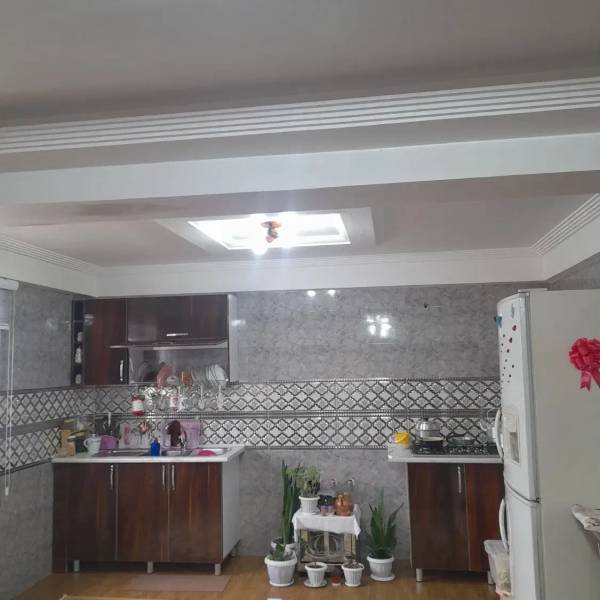                                             فروش خانه ویلایی
                                                                                منزل ویلایی
                                        در  رضوان شهر