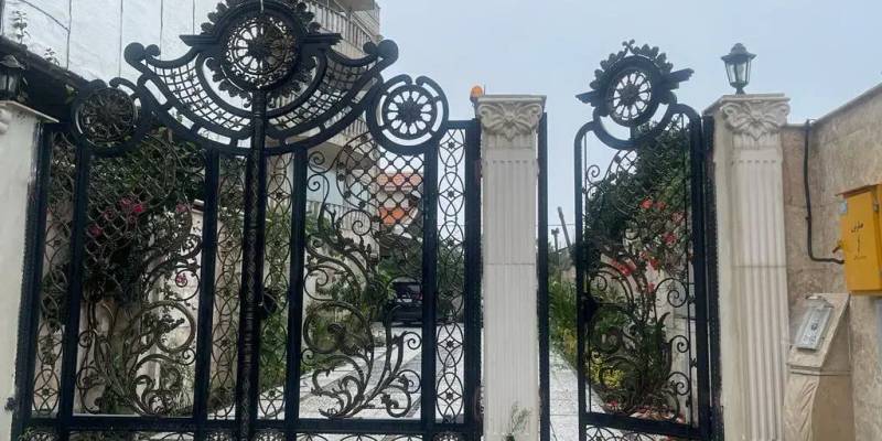                                            فروش ۲۰۸ متر آپارتمان ساحلی شفارود رضوانشهر
                                                                                آپارتمان
                                        در  رضوان شهر