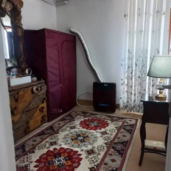                                             فروش دو واحد خانه و  زمین مزروعی
                                                                                منزل ویلایی
                                        در  رضوان شهر