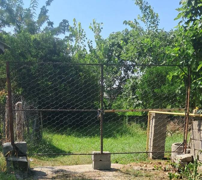                                             زمین مسکونی سندتک برگ  دار رضوانشهر
                                                                                زمین و باغ
                                        در چکوچه رضوان شهر